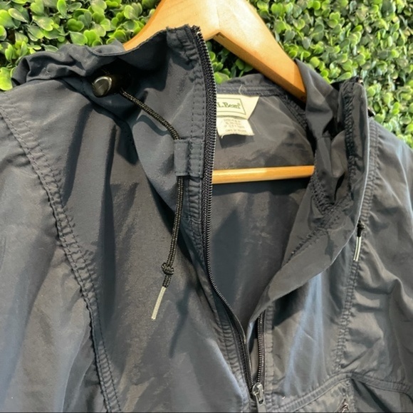 L.L Bean | Zip-up Hooded Windbreaker Blue - Picture 5 of 11